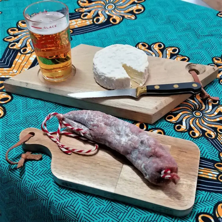 Planche d’apéro en bois