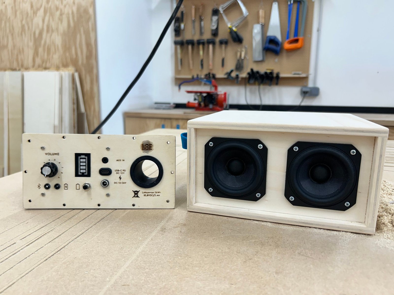 Lire la suite à propos de l’article Enceinte Bluetooth